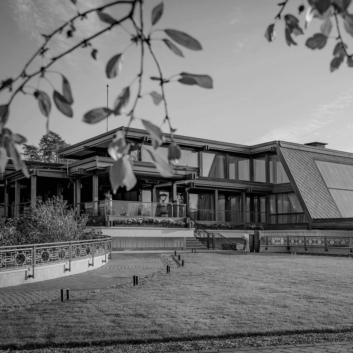 Pagano-house-wood-luxury-made-italy-living-system-longevity