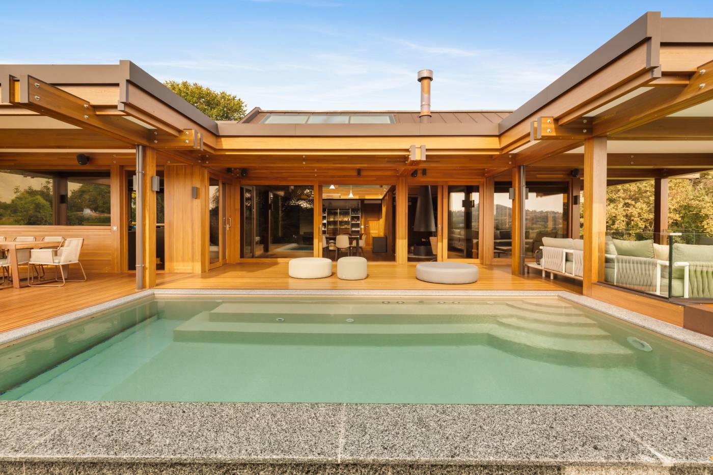 Pagano-house-wood-luxury-villa-varese-pool-glass-interior