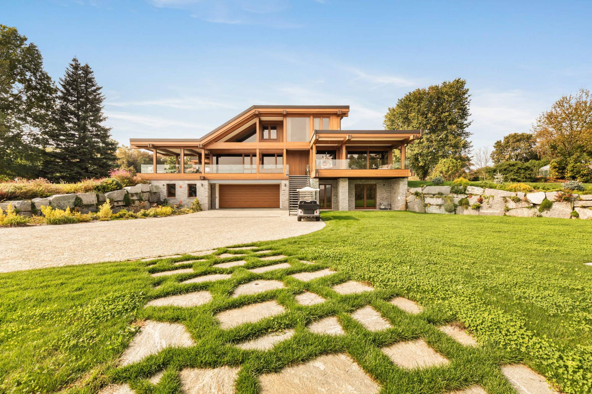 Pagano-house-wood-luxury-villa-varese-exterior-garage-stone
