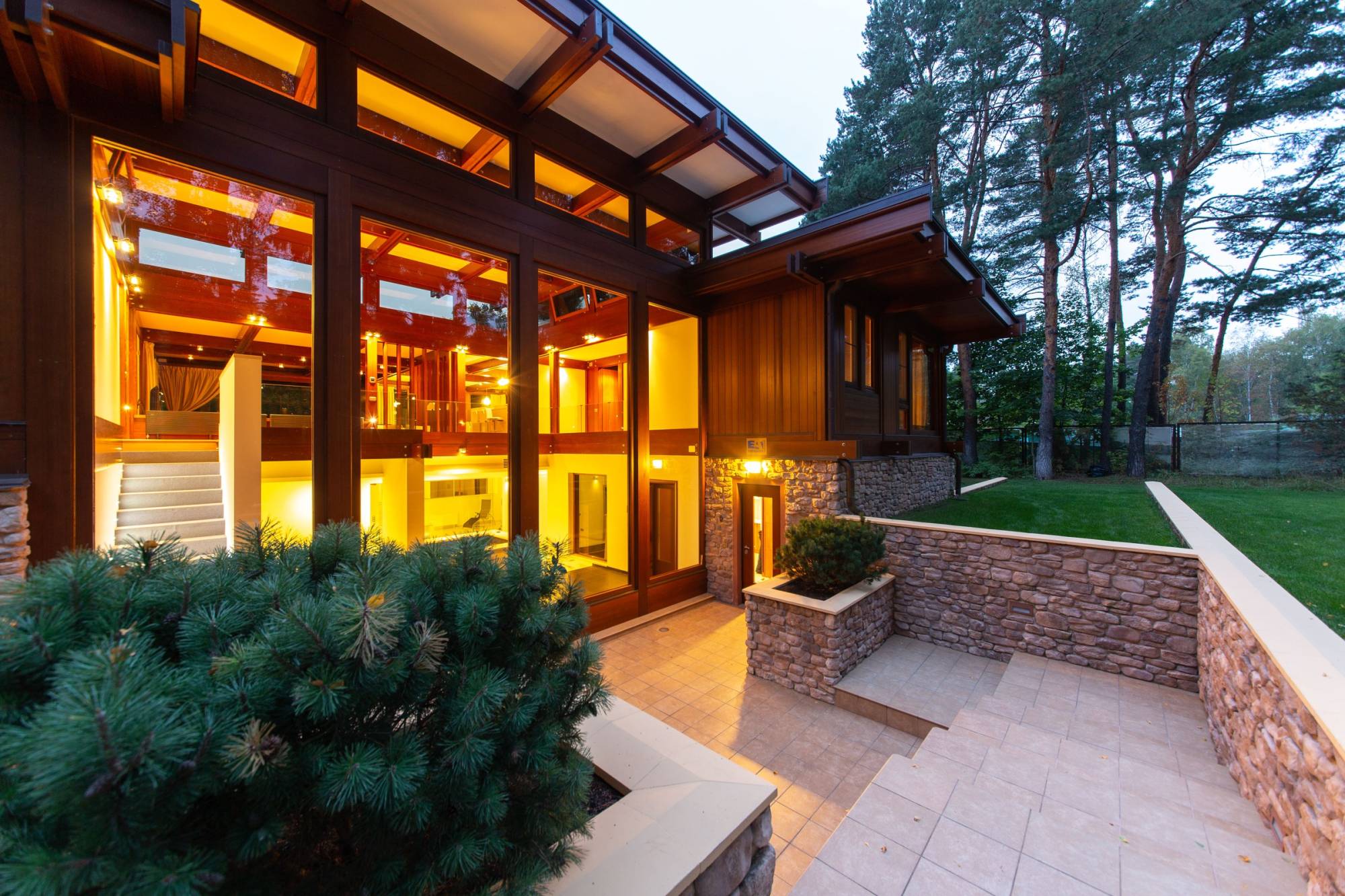 Pagano-home-wood-golf-residence-russia-luxury-sustainability-stone-terrace