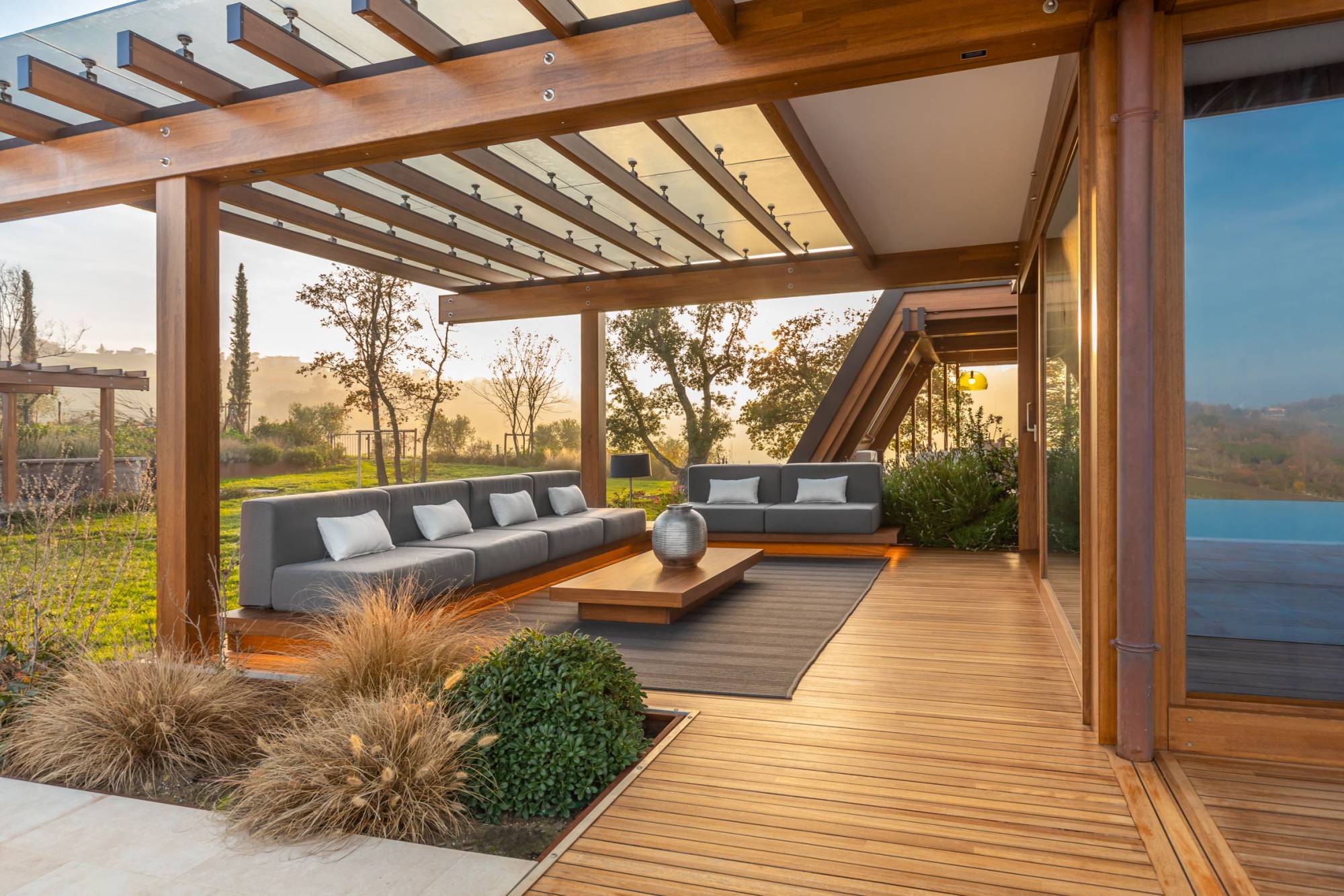Pagano-house-wood-luxury-villa-rachele-terrace-lounge-wood