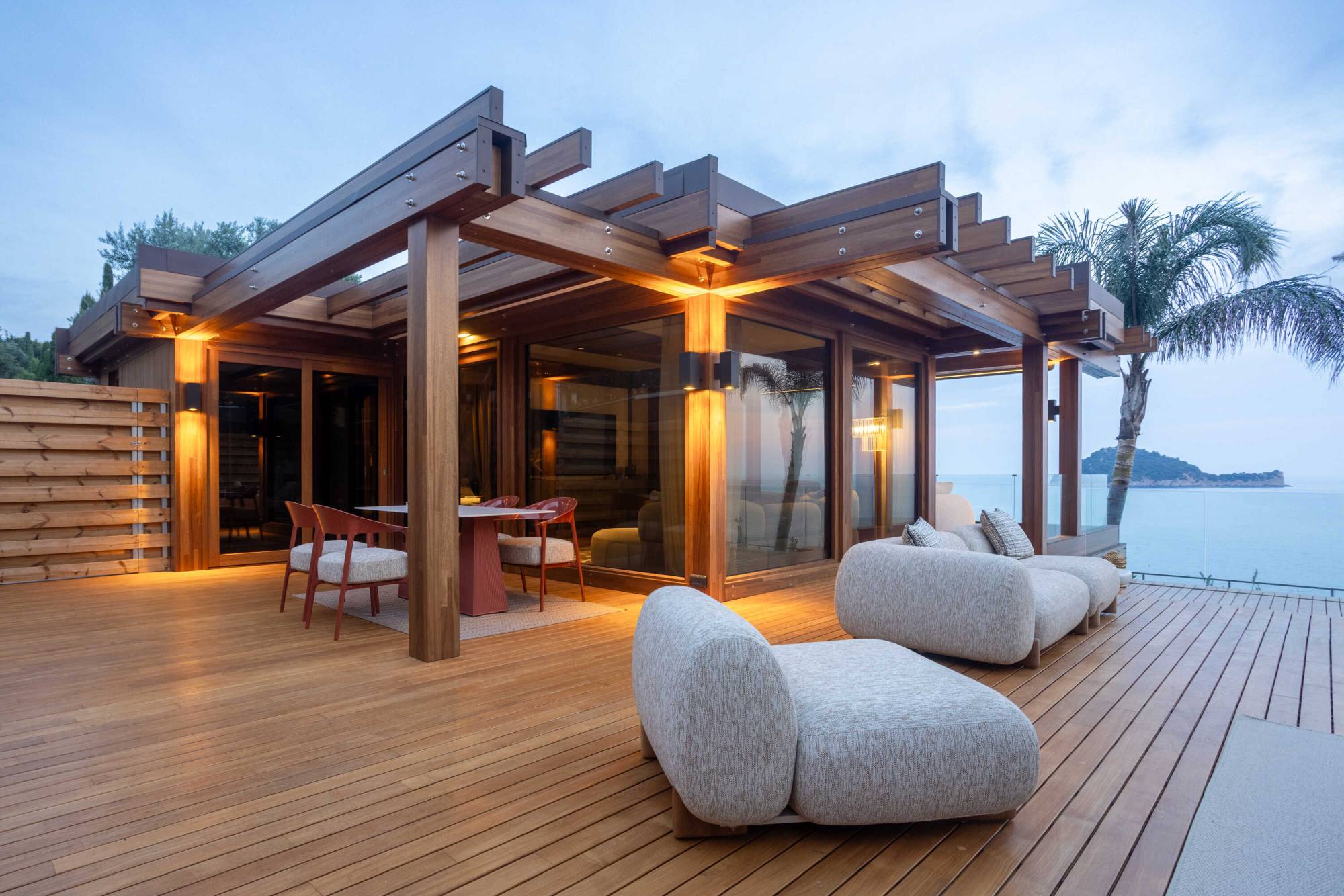 Pagano-home-wood-luxury-BABA-wood-pergola-sea-view-01