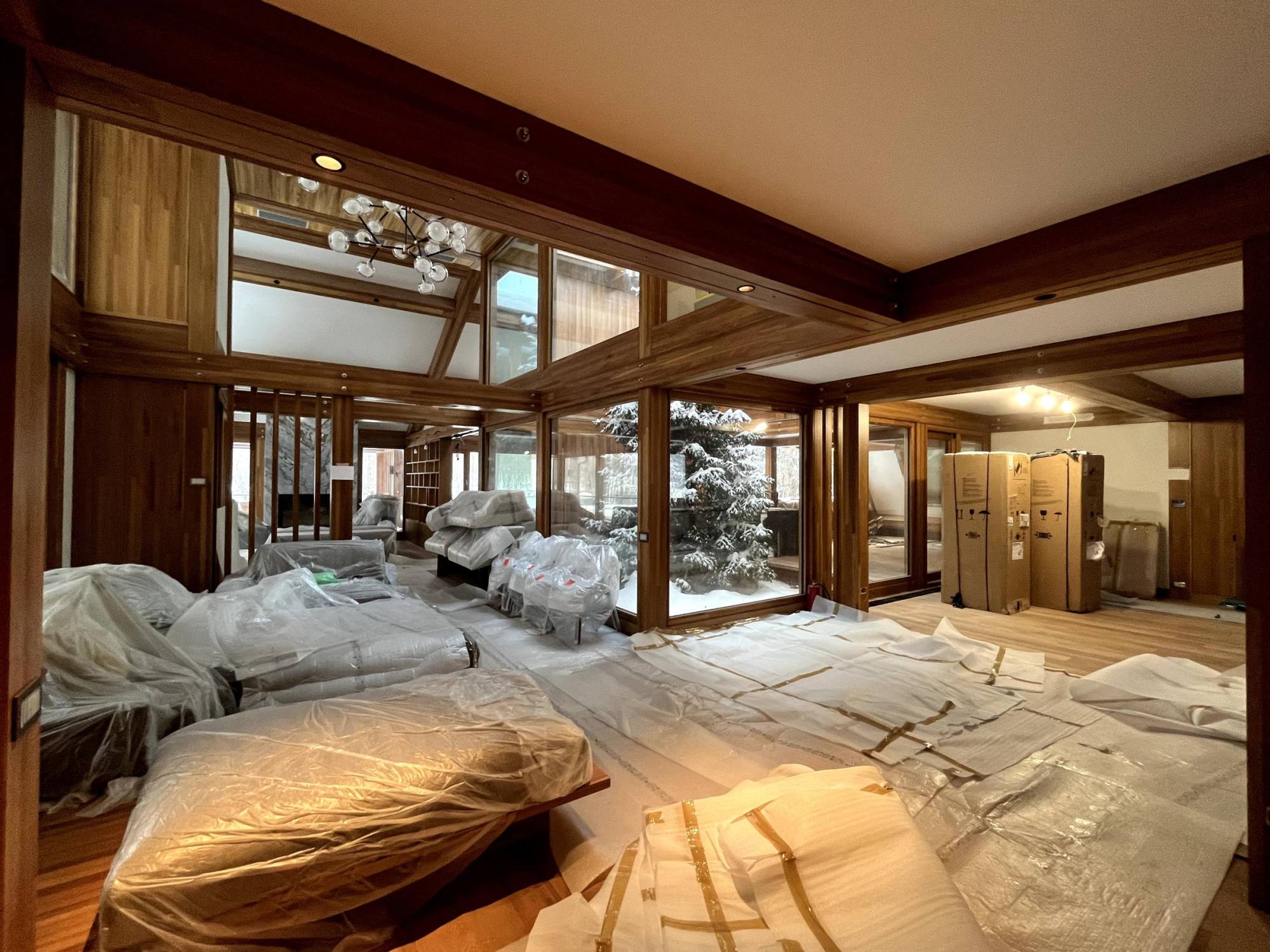 Pagano-house-wood-luxury-villa-boschi-construction-interior-progress