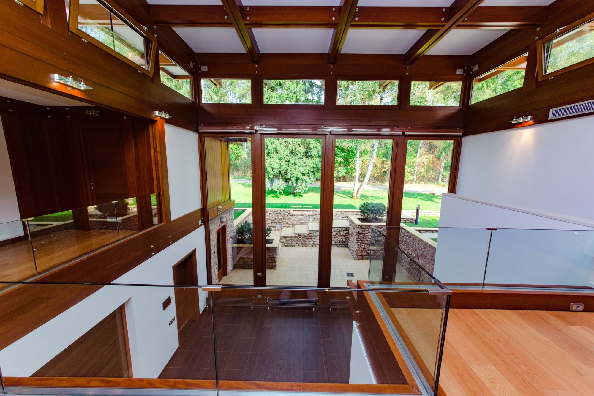 Pagano-home-wood-golf-residence-russia-luxury-sustainability-double-height-hall