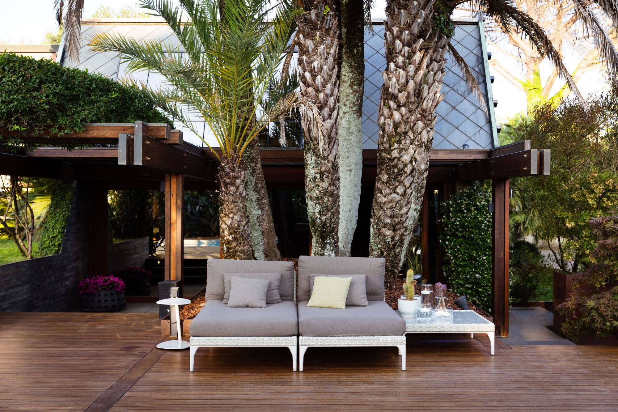 Pagano-wood-luxury-casa-pagano-lanai