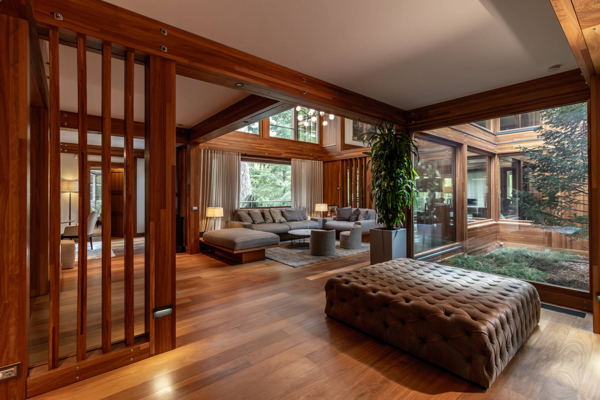 Pagano-house-wood-luxury-villa-boschi-living-ottoman-courtyard