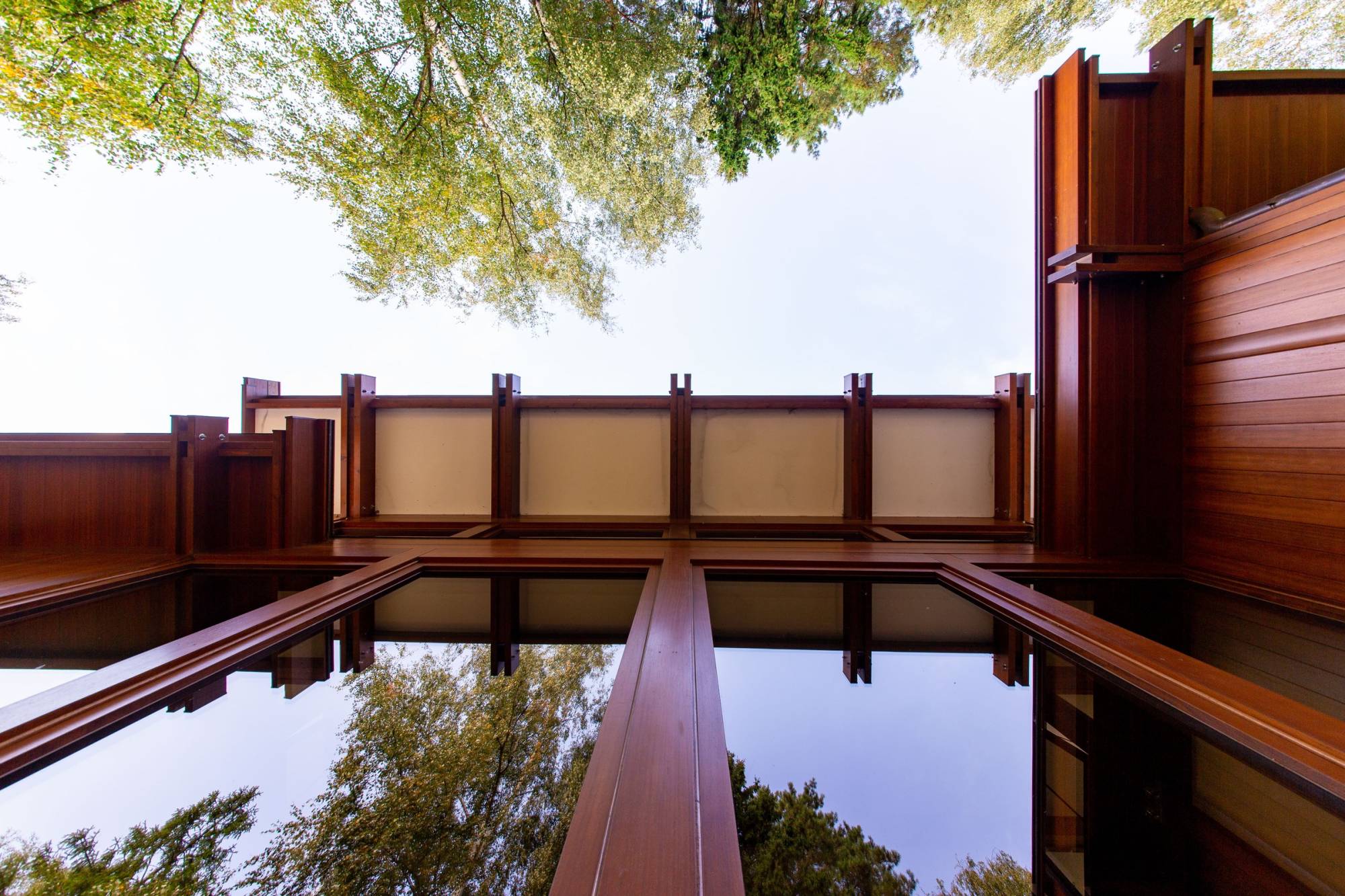 Pagano-home-wood-golf-residence-russia-luxury-sustainability-atrium-skylight