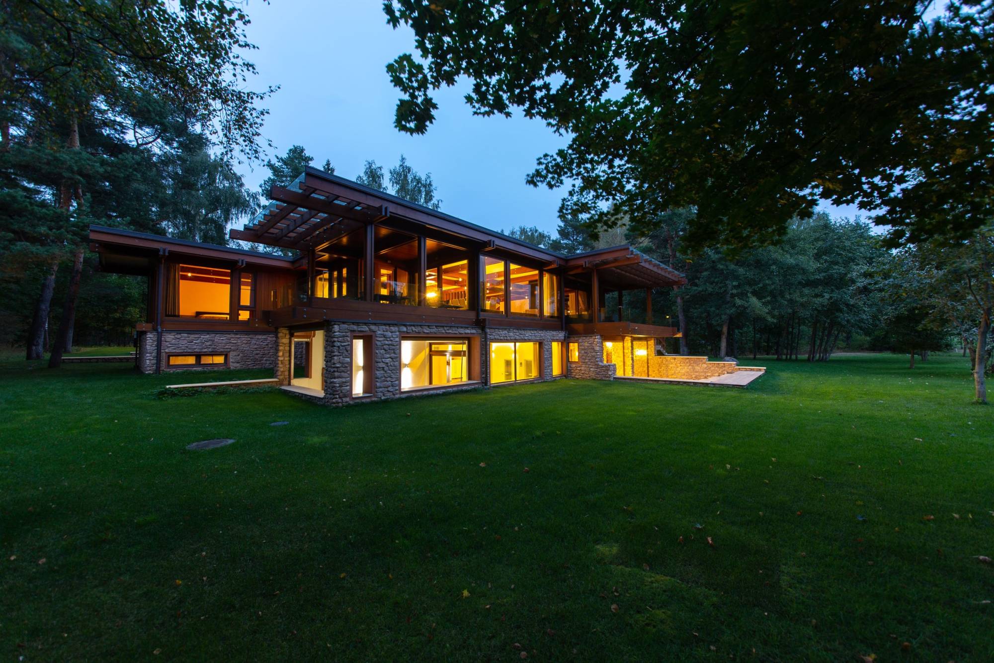 Pagano-home-wood-golf-residence-russia-luxury-sustainability-residence-facade