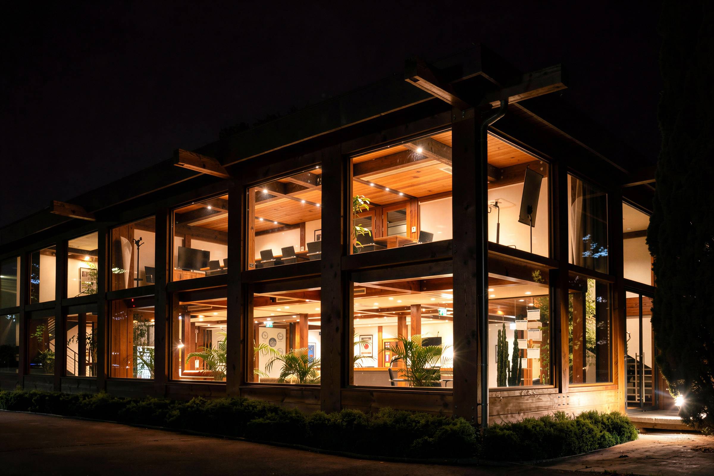 Pagano-wood-systems-commercial-executive-glass-curtain-wall